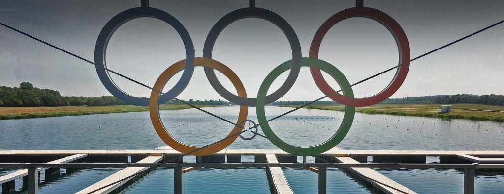 Control algae on rowing lakes like Caversham Lakes